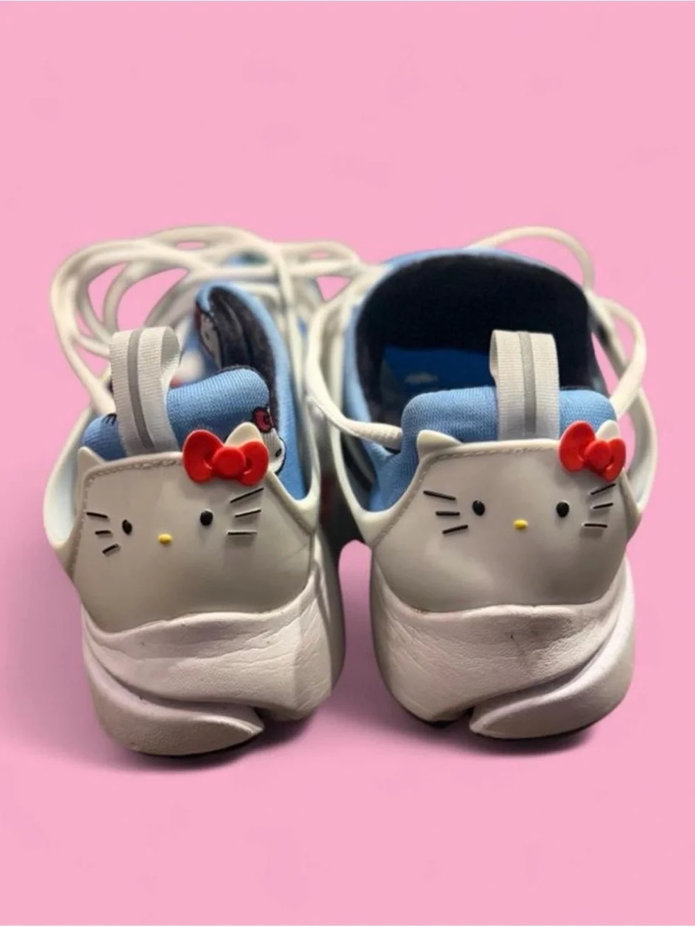 Nike Air Presto x Hello Kitty Blue Sneakers Women’s Size 8